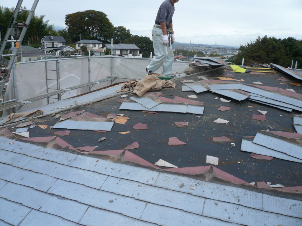 屋根の葺き替え工事でかかる費用の相場 – 屋根、外壁サイディング、雨漏りの修理は【クイック屋根工事】