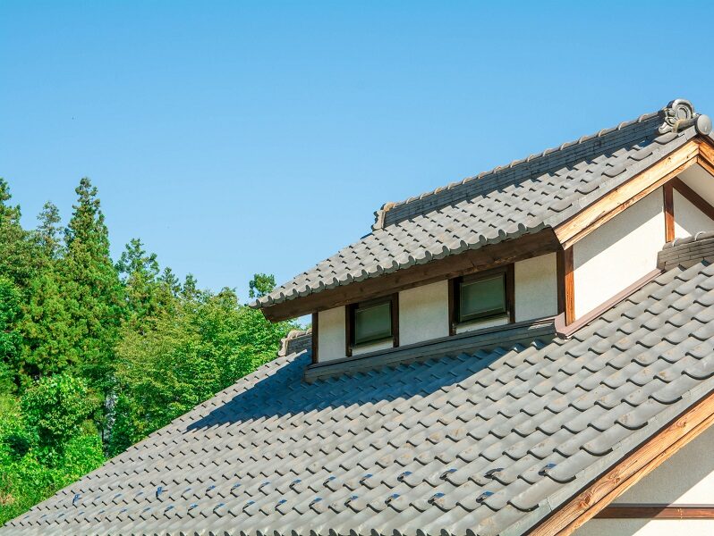 屋根勾配と屋根材の関係性は？勾配別のメリット・デメリットについて解説